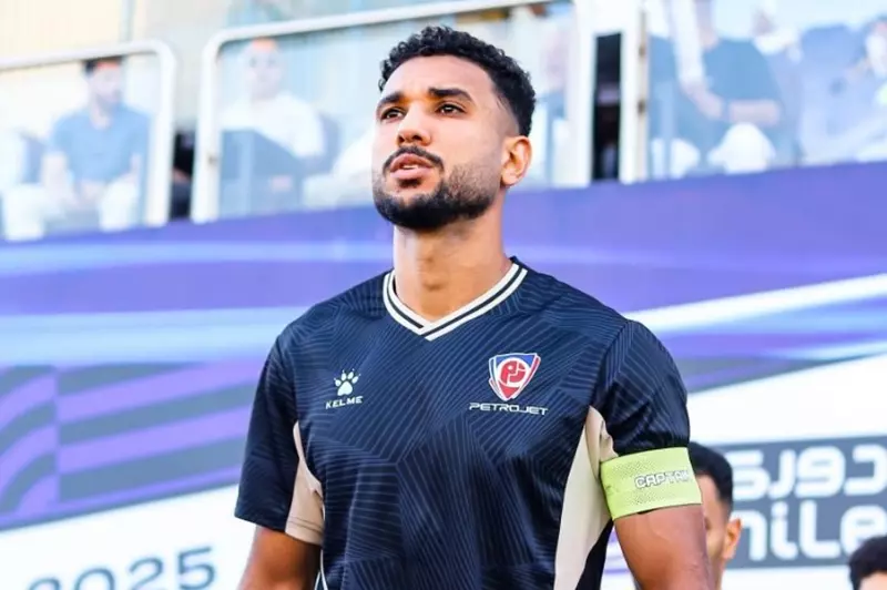 مصدر ليلا كورة: الأهلي يحصل على توقيع هادي رياض.. وخطوة أخيرة مع بتروجيت 